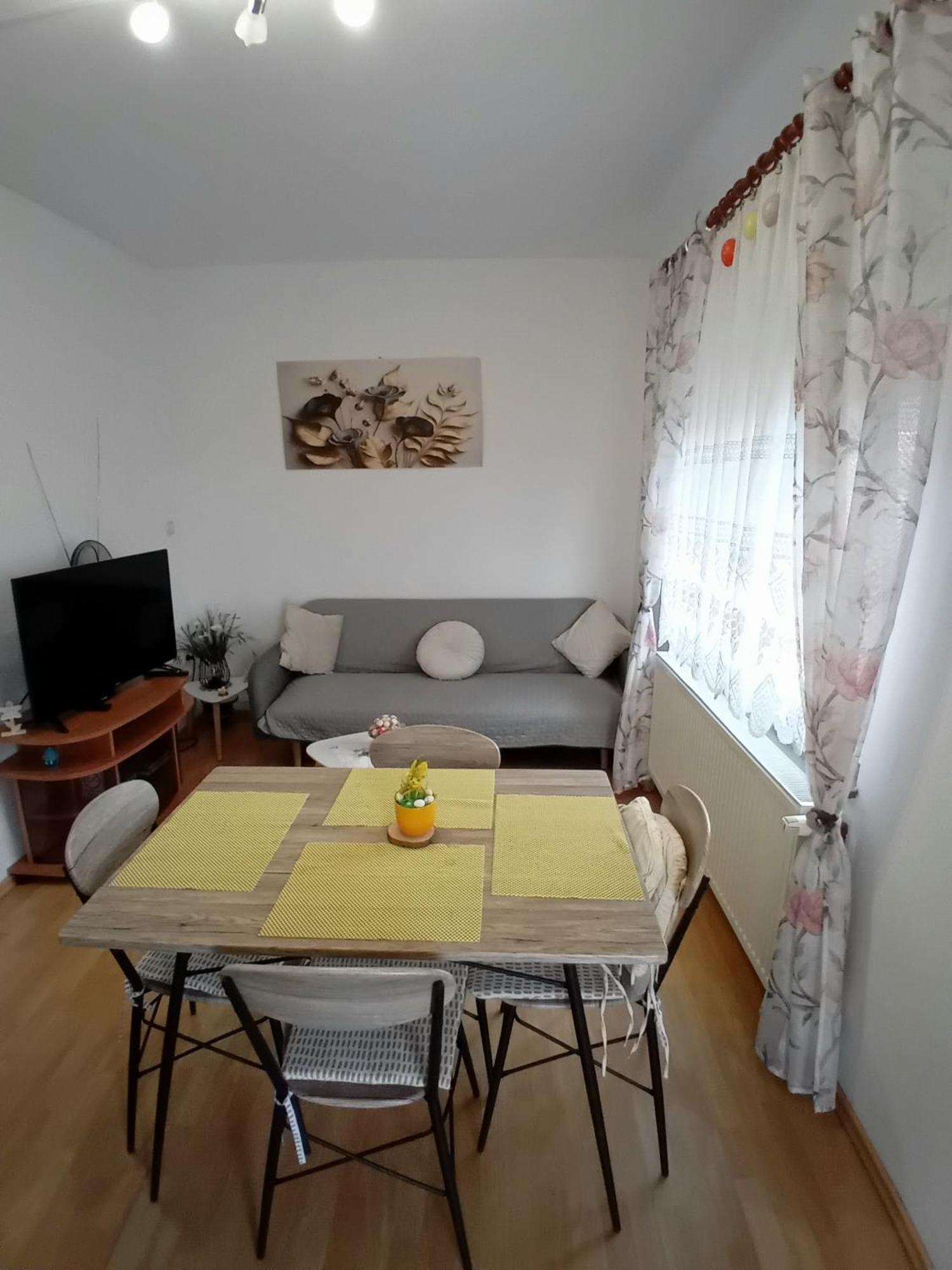 Apartman Nada Krapina Exteriör bild