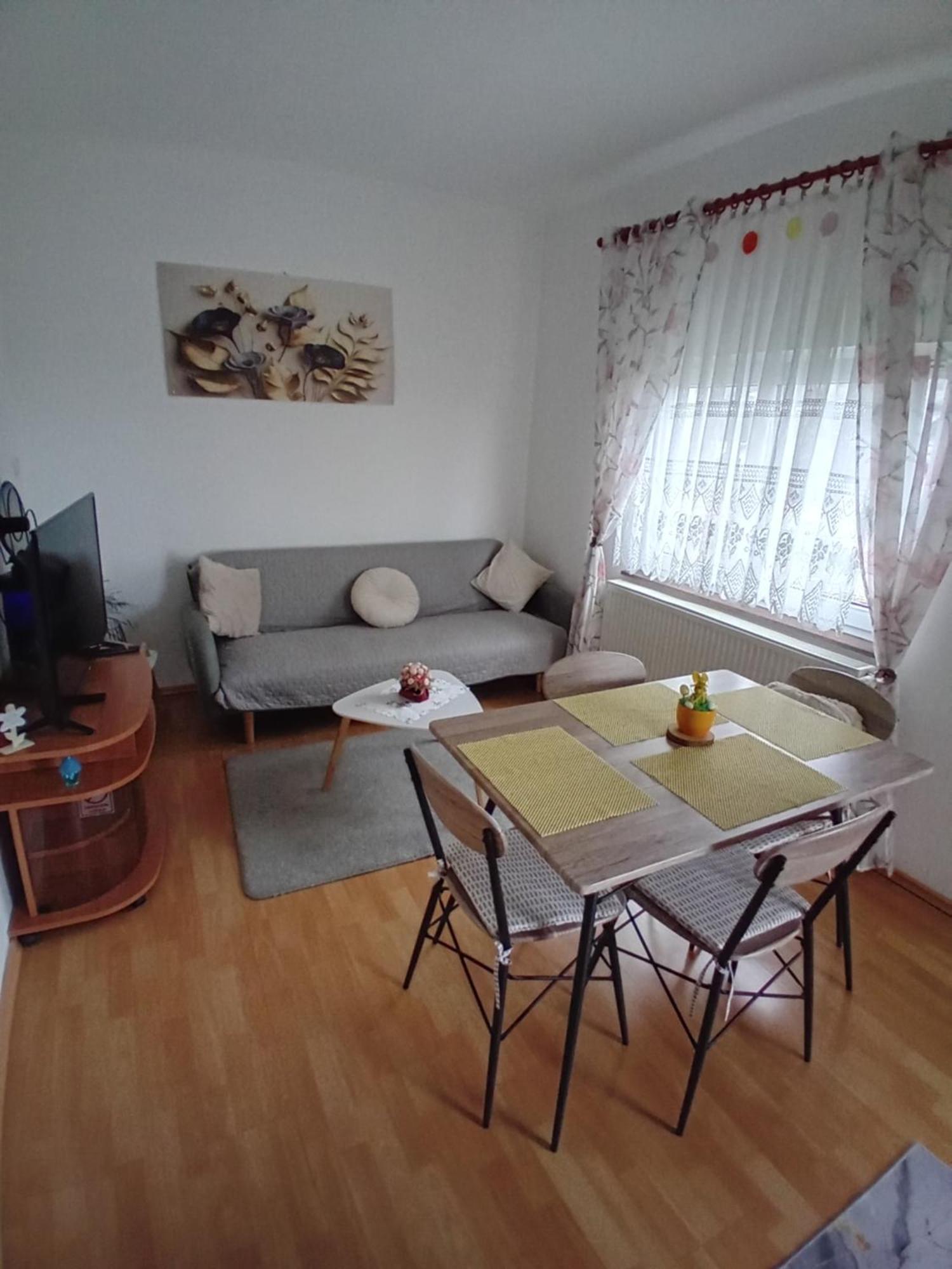 Apartman Nada Krapina Exteriör bild